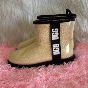 UGG Cream Sherpa Logo Short Boot with Black Trim